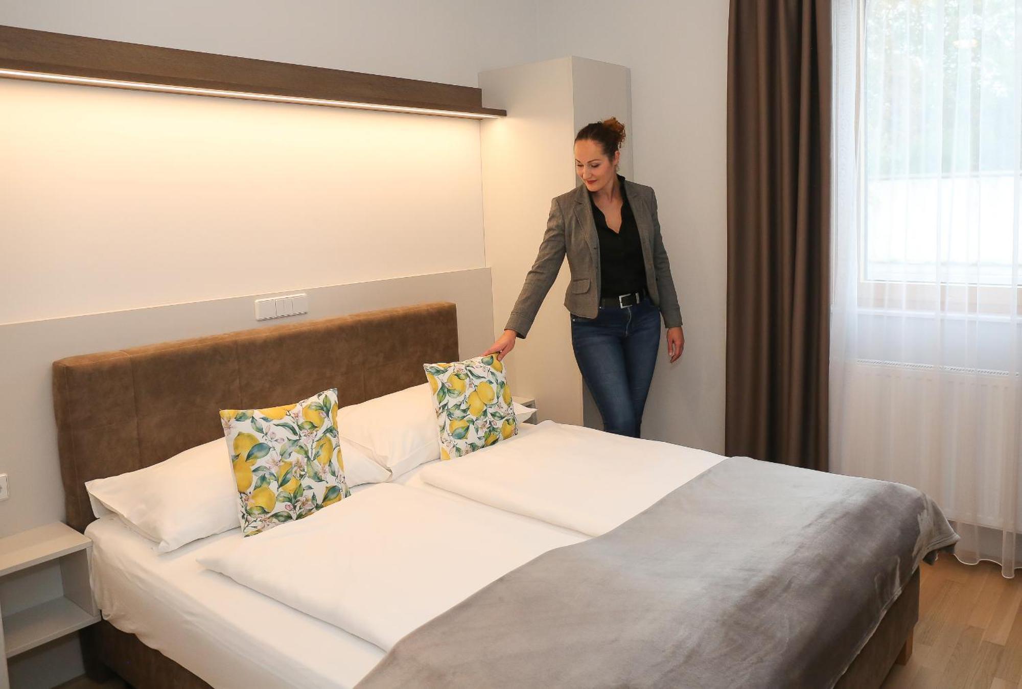 23-Hotel Schwadorf bei Wien Bagian luar foto
